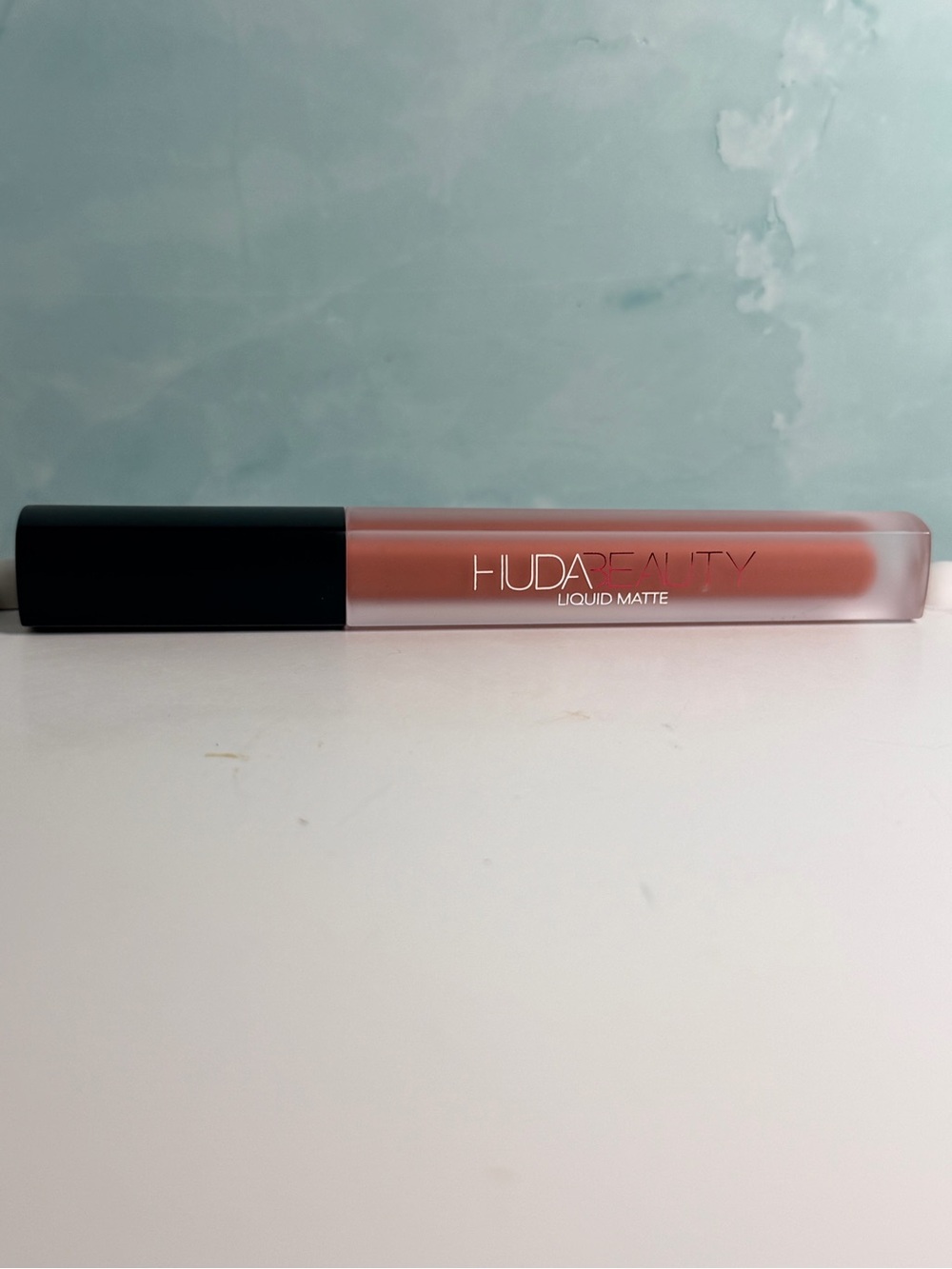 HUDA BEAUTY LIMITED EDITION Matte Lipcolor Queen of Sheeba NWOB